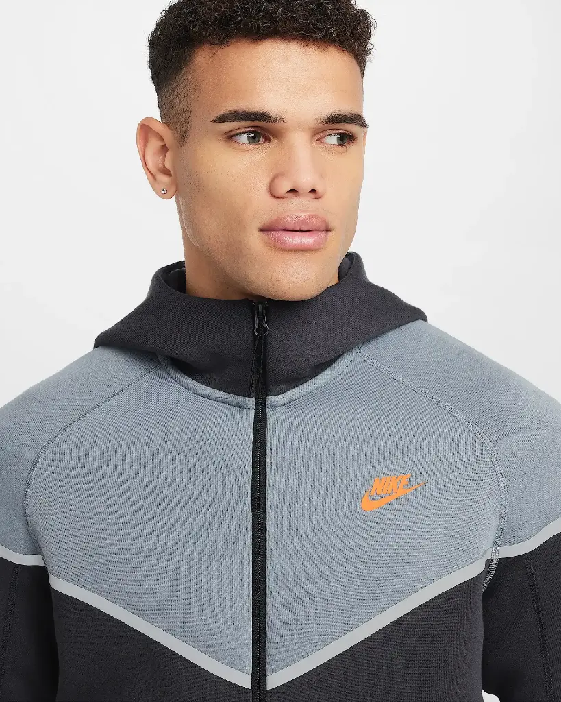 Nike Tech Windrunner
