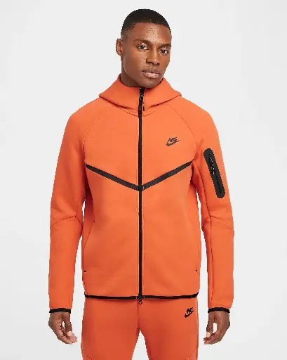 Nike tech